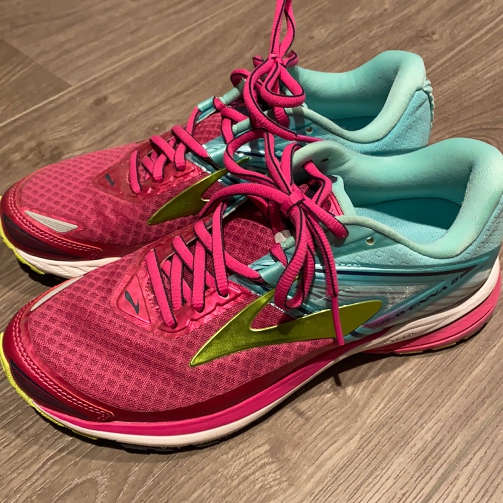 Brooks Running Shoes in Size 7